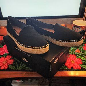 NEW Dr. Scholl’s Find Me Espadrille Sneaker in Women’s Size 8